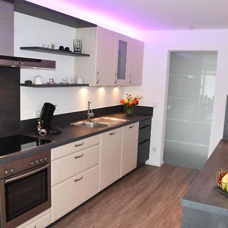 Top-Moderne Und Geraeumige Ferienwohnung Assling Экстерьер фото